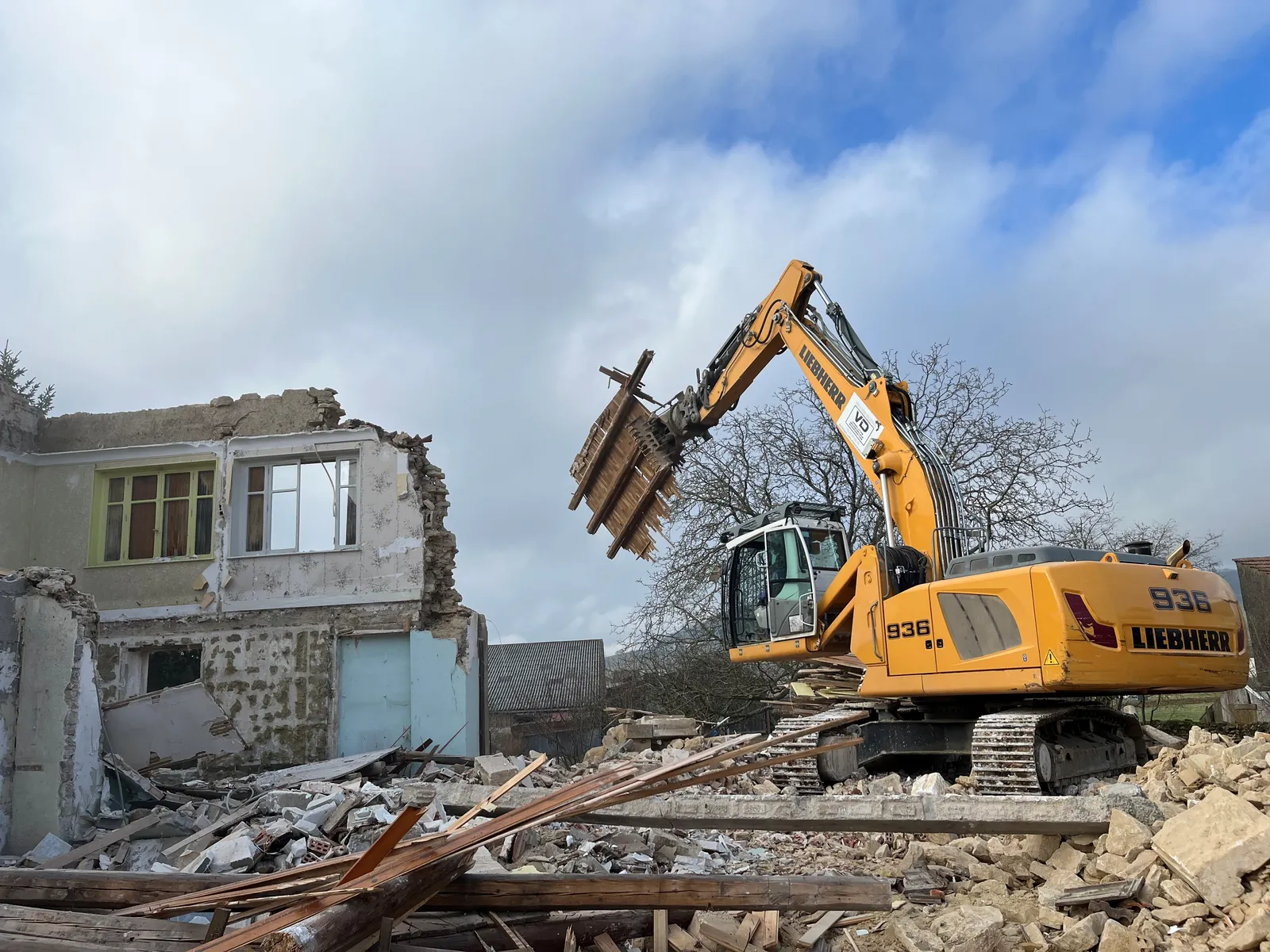 Chantier de démolition et de démantèlement mené par les équipes Voillaume